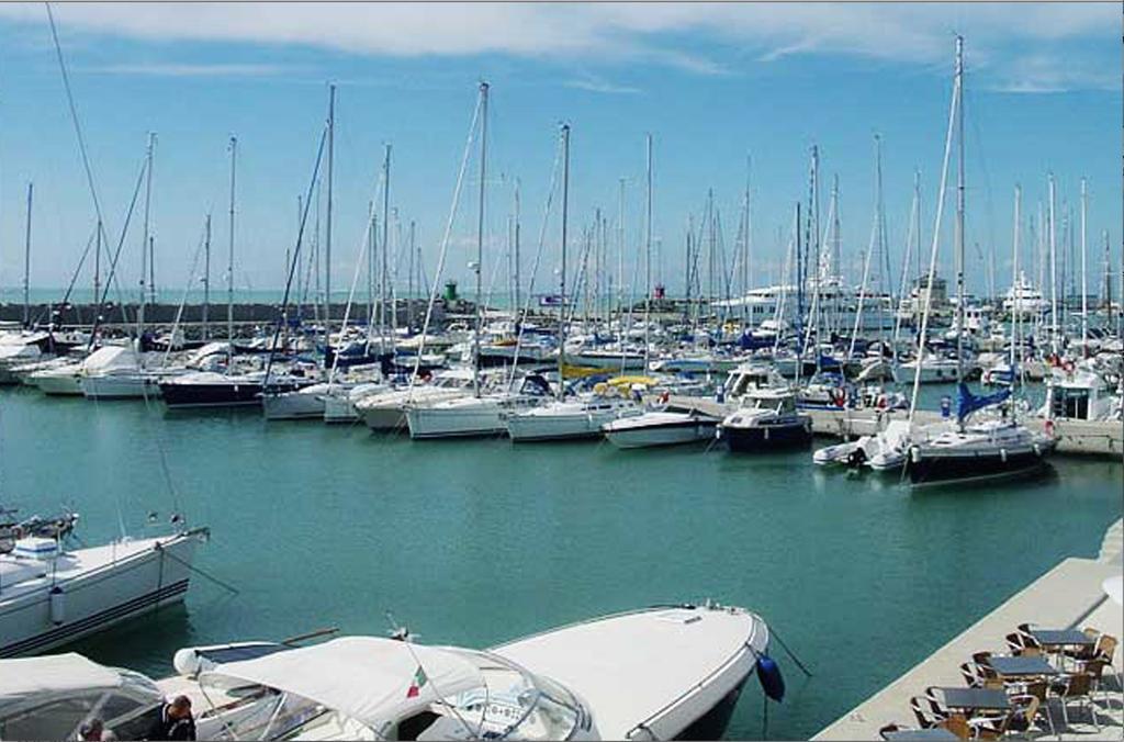 Hotel Sirenetta Lido di Ostia Ngoại thất bức ảnh