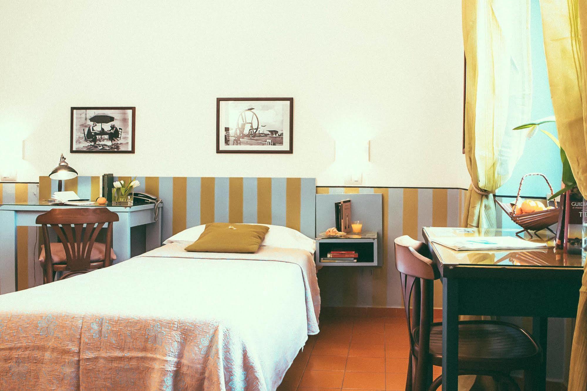Hotel Sirenetta Lido di Ostia Ngoại thất bức ảnh