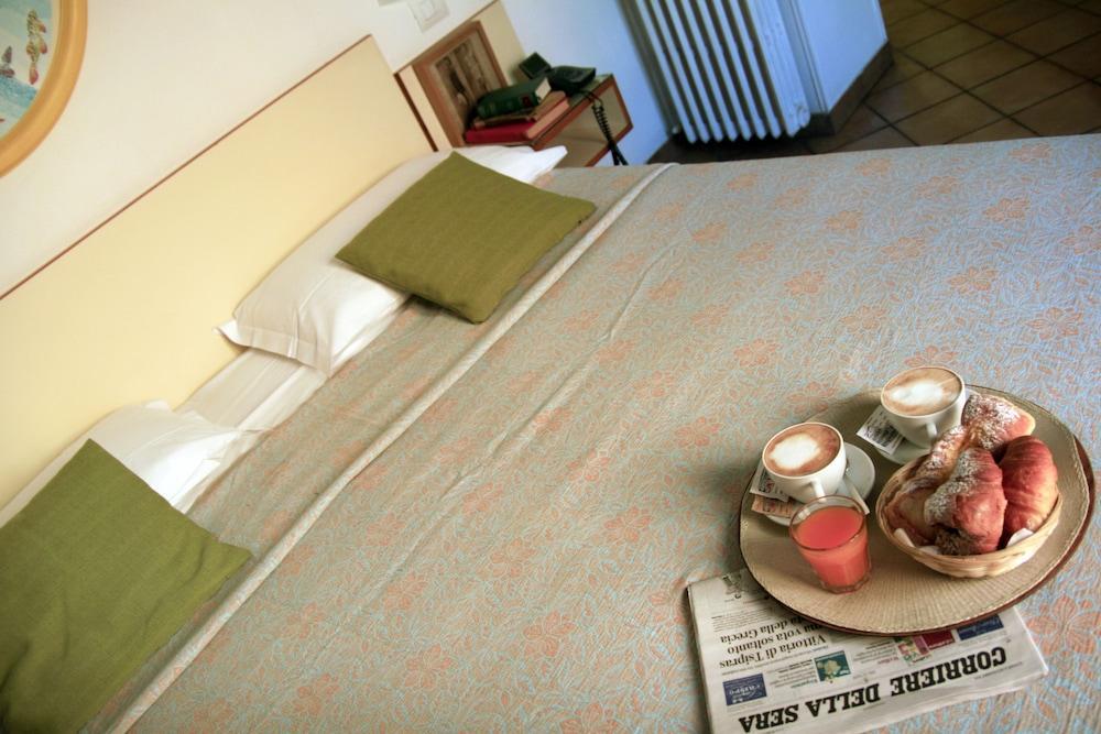 Hotel Sirenetta Lido di Ostia Ngoại thất bức ảnh