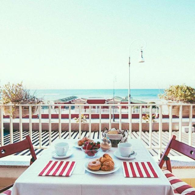 Hotel Sirenetta Lido di Ostia Ngoại thất bức ảnh